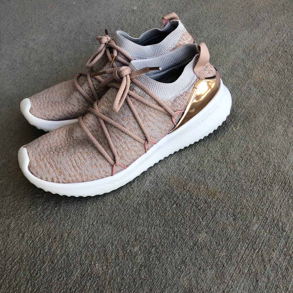Adidas Pink Cloudfoam Shoe